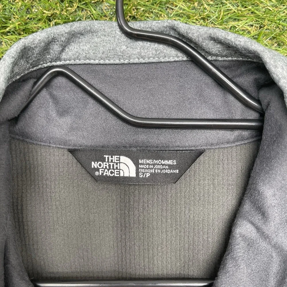 The North Face Apex Canyonwall Vest Mens Small Gray Zip Up Eco Softshell NEW